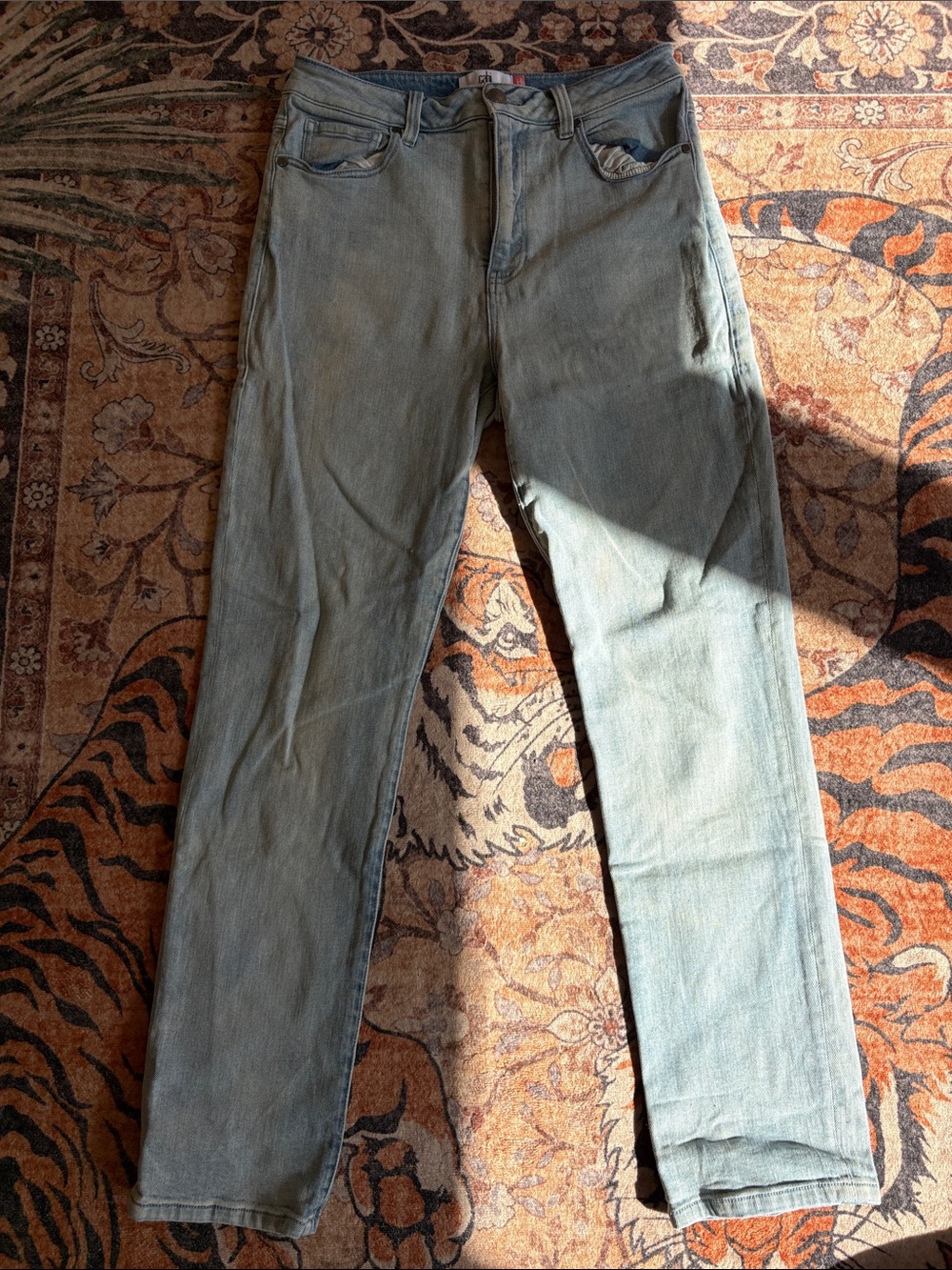 CAbi Slim Straight Jeans in blue Wash